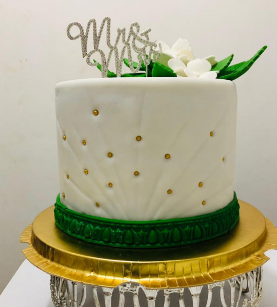 One Tier Cake
